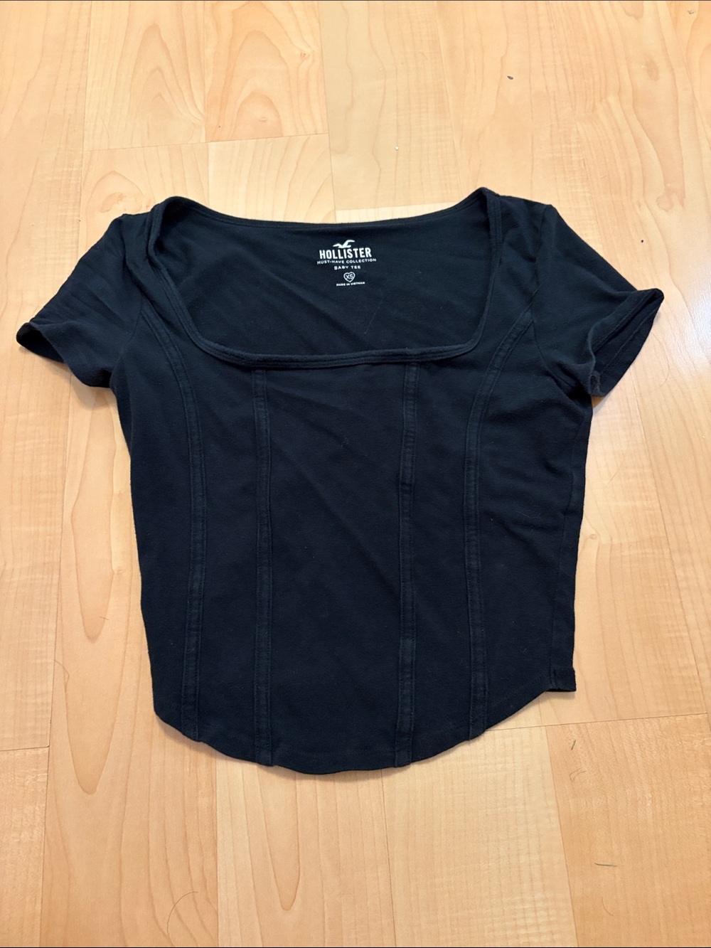 Hollister Black Square Neck Short Sleeve Crop Top